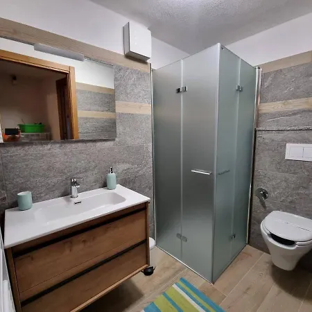 Lucianaz Apartmán *